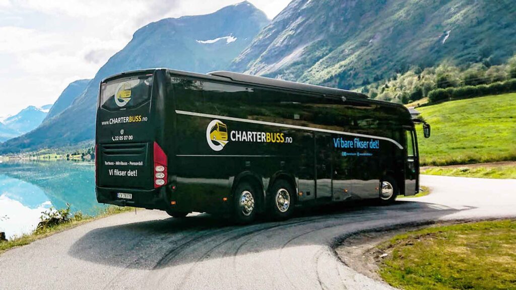 Charterbuss